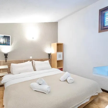 #villa Emily By Halu! Sani Villas Villa *